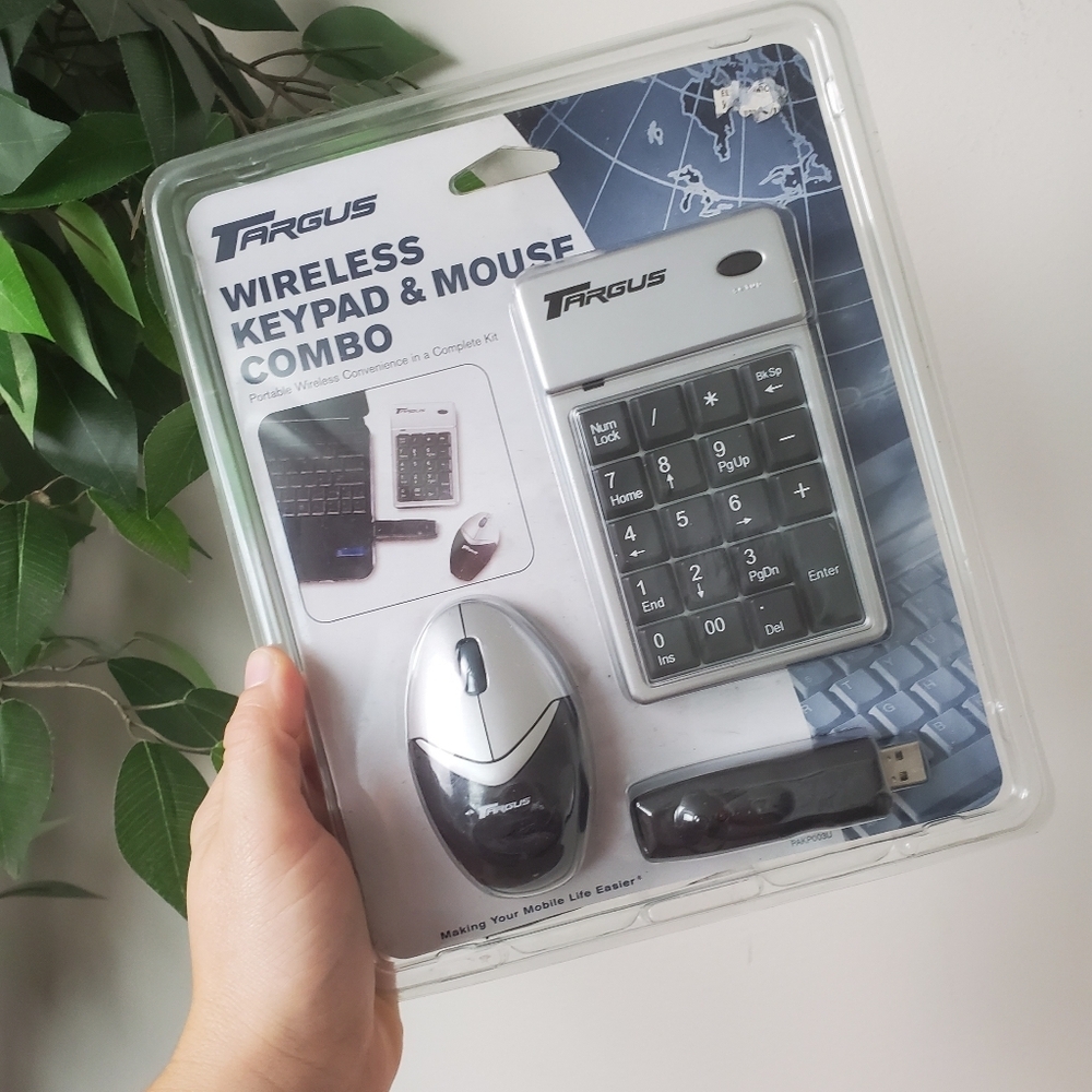 Targus Black and Silver Wireless Keypad and Mouse Combo NEW